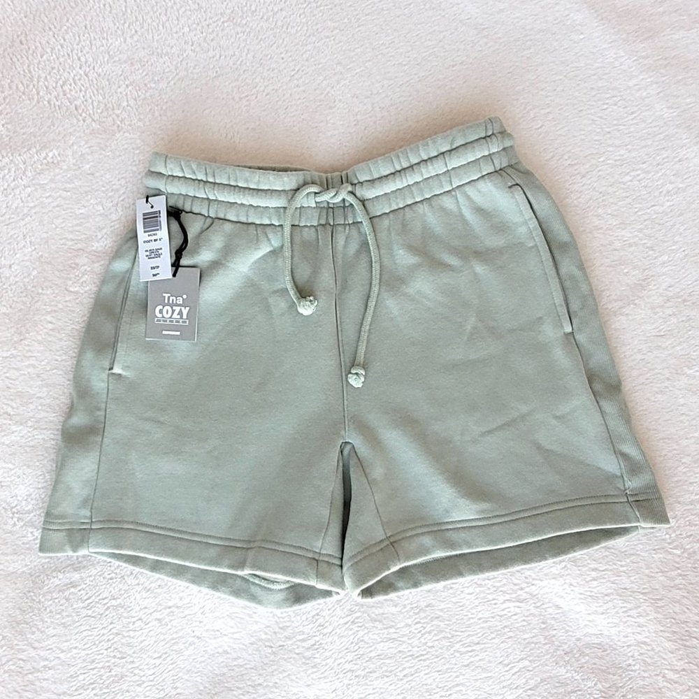 TNA Cozy Fleece Boyfriend 5' Sweatshorts NWT